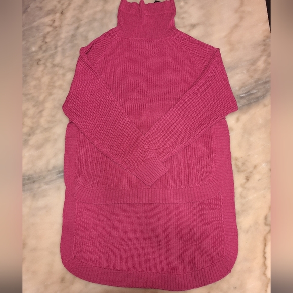 Women's sweater - Picture 2 of 2